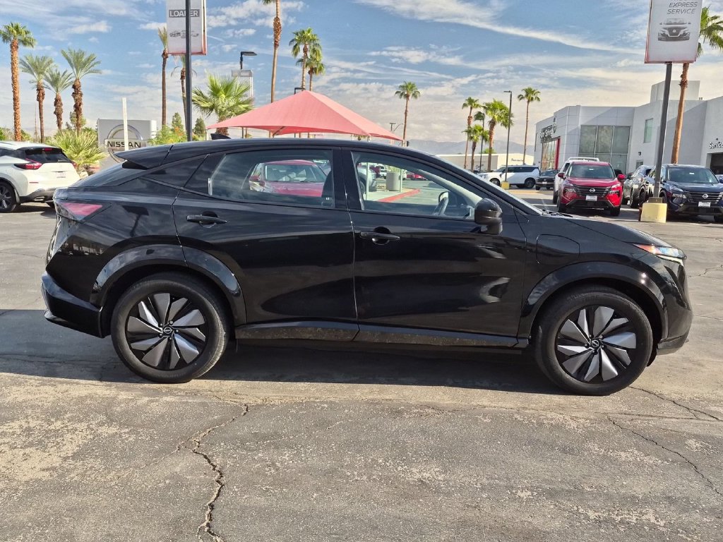Used 2023 Nissan Ariya AWD image 5