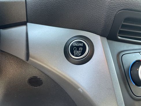 Used 2019 Ford Escape SEL AWD/4WD image 35