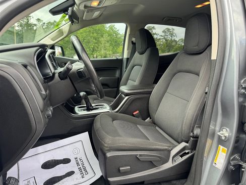 Used 2018 Chevrolet Colorado LT w/ LT Convenience Package AWD/4WD image 17