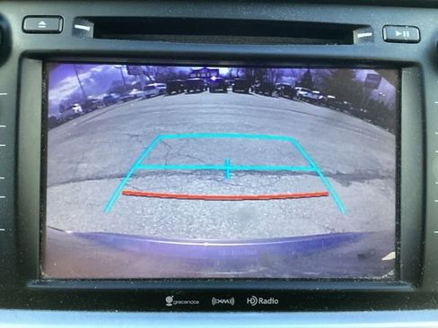 Used 2019 Toyota Highlander Plus image 29