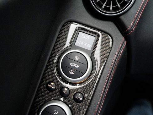Used 2014 McLaren MP4-12C Spider RWD image 16