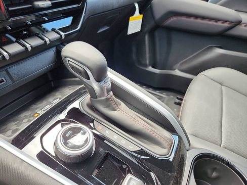New 2026 Chevrolet Colorado Z71 w/ Midnight Edition AWD/4WD image 26