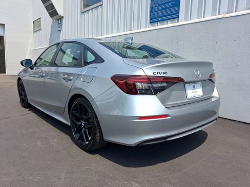 Used 2026 Honda Civic Sport image 3