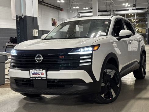 New 2025 Nissan Kicks SR w/ Illumination Package image 27