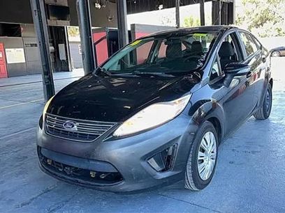 Used 2013 Ford Fiesta SE