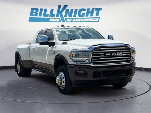 Used 2024 RAM 3500 Limited w/ Towing Technology Group image 7