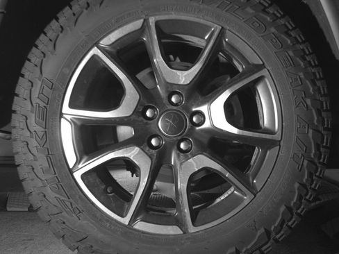 Used 2025 Jeep Compass Trailhawk image 14