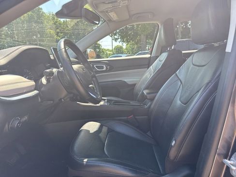Used 2022 Jeep Compass Limited AWD/4WD image 8
