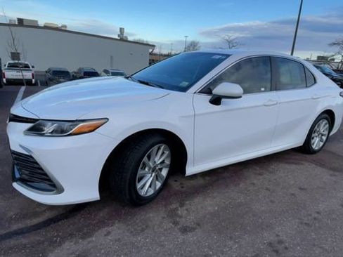 Certified 2021 Toyota Camry LE image 6