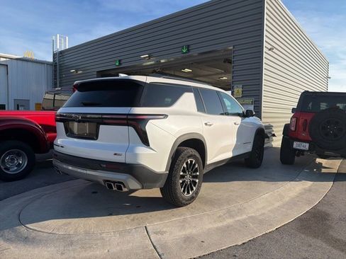 Used 2025 Chevrolet Traverse Z71 w/ Driver Confidence Package image 8