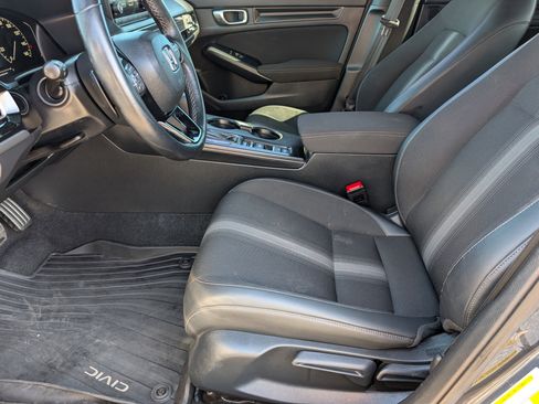 Used 2024 Honda Civic Sport image 14