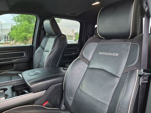 Used 2023 RAM 2500 Laramie AWD/4WD image 30