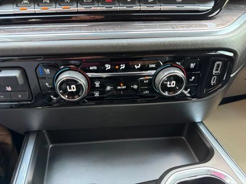 Certified 2023 Chevrolet Silverado 1500 LTZ w/ LTZ Convenience Package II AWD/4WD image 21
