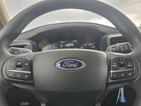 Used 2023 Ford Explorer 4WD image 24