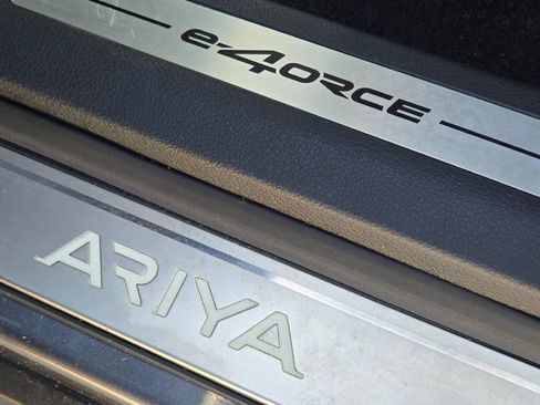 Used 2023 Nissan Ariya AWD image 19