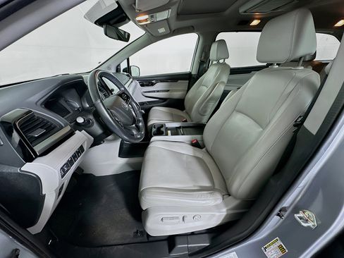 Used 2019 Honda Odyssey Elite image 13