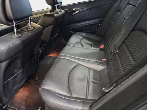 Used 2008 Mercedes-Benz E 63 AMG Sedan image 17