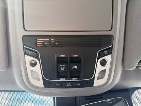 Used 2021 Honda Ridgeline RTL-E image 24