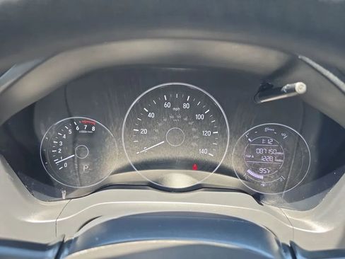Used 2022 Honda HR-V LX image 16