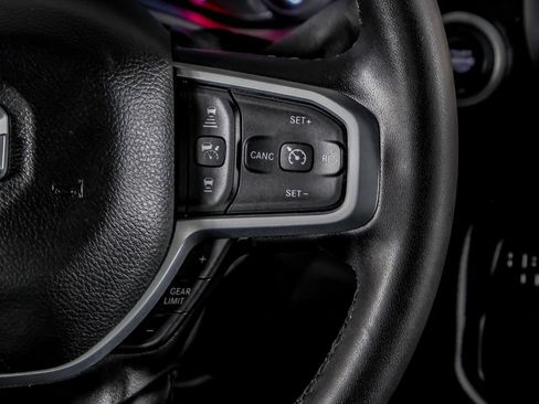 Used 2025 RAM 2500 Big Horn AWD/4WD image 19