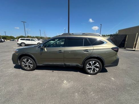 Used 2022 Subaru Outback Touring XT AWD/4WD image 6