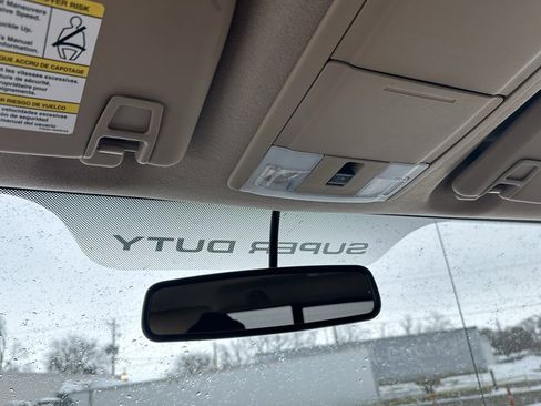 Used 2016 Ford F250 Lariat w/ Chrome Package image 31