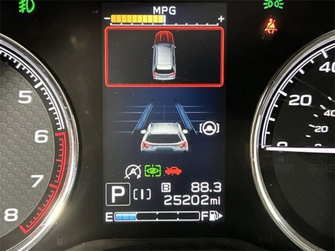 Used 2021 Subaru Forester Touring image 10