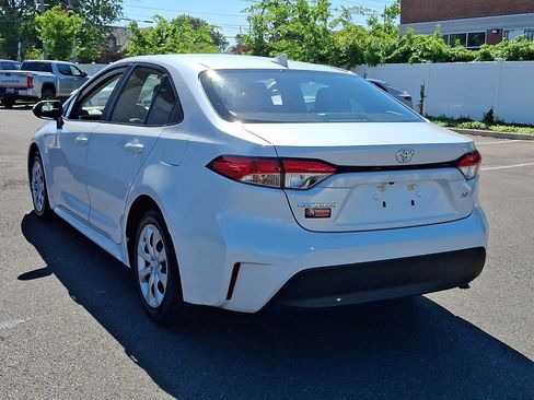 Certified 2024 Toyota Corolla LE FWD image 4