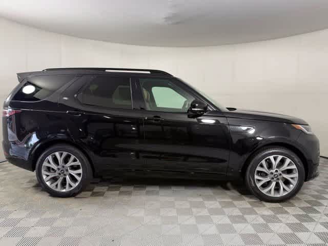New 2026 Land Rover Discovery Limited Edition AWD/4WD image 9