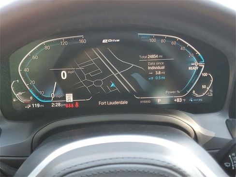 Used 2022 BMW 330e w/ M Sport Package image 23