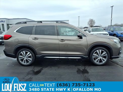 Used 2021 Subaru Ascent Limited w/ Technology Package image 28