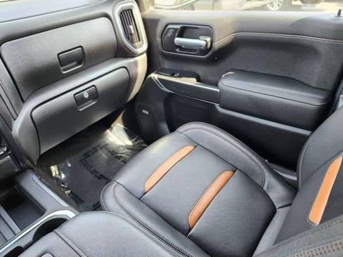 Used 2021 GMC Sierra 1500 AT4 w/ AT4 Preferred Package AWD/4WD image 15