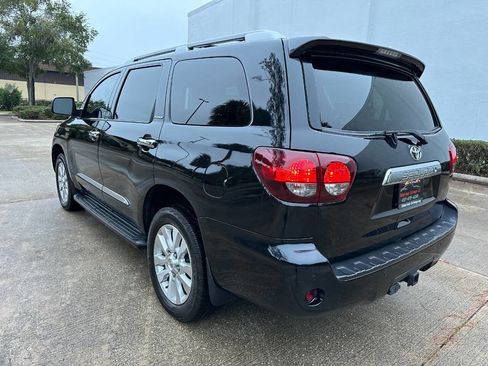 Used 2019 Toyota Sequoia Platinum image 5