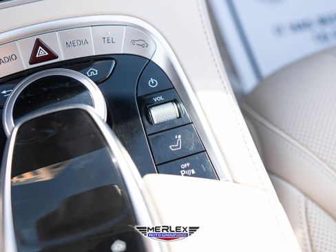 Used 2020 Mercedes-Benz S 560 4MATIC Sedan w/ Premium Package image 38