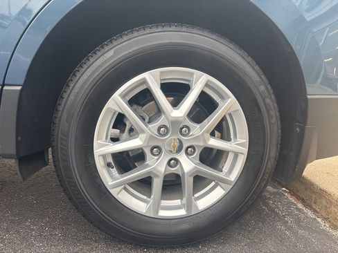 Used 2024 Chevrolet Equinox LT w/ LPO, Floor Liner Package image 12