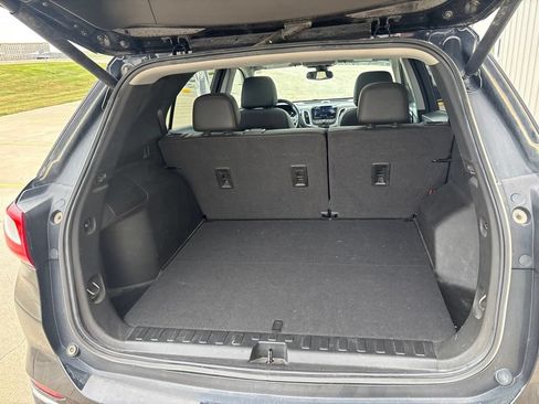 Used 2021 Chevrolet Equinox Premier AWD/4WD image 12