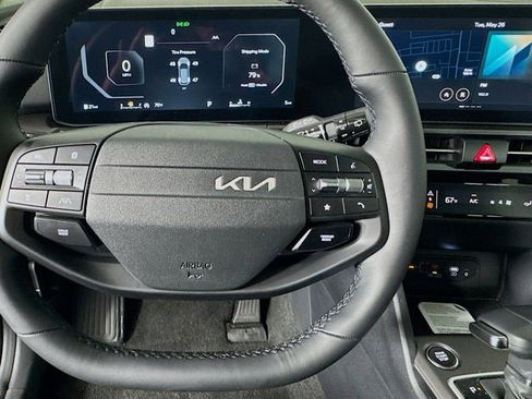 New 2026 Kia Sportage SX AWD/4WD image 14