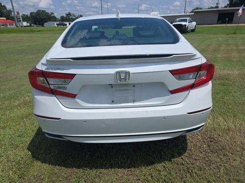 Used 2021 Honda Accord EX-L image 6