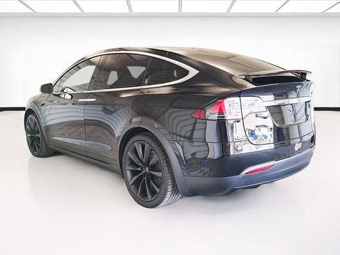 Used 2020 Tesla Model X Long Range AWD/4WD image 6