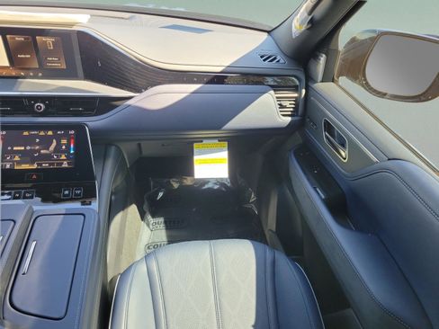 New 2026 INFINITI QX80 SPORT w/ Sport Exterior Package image 21