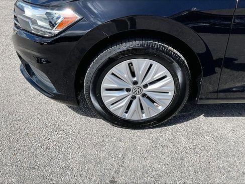 Used 2019 Volkswagen Jetta S w/ Driver Assistance Package FWD image 13