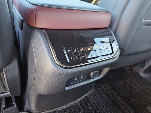 New 2026 INFINITI QX80 Autograph w/ Premium Cargo Package image 14