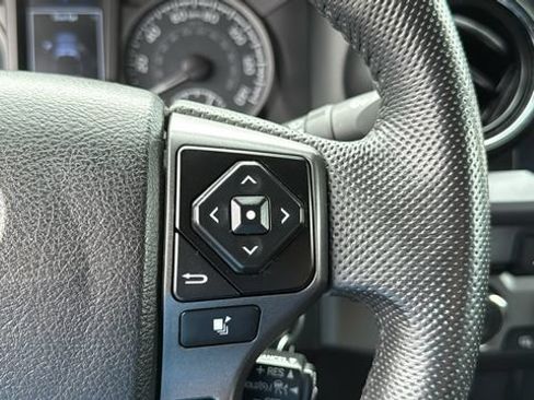 Certified 2022 Toyota Tacoma TRD Sport AWD/4WD image 13