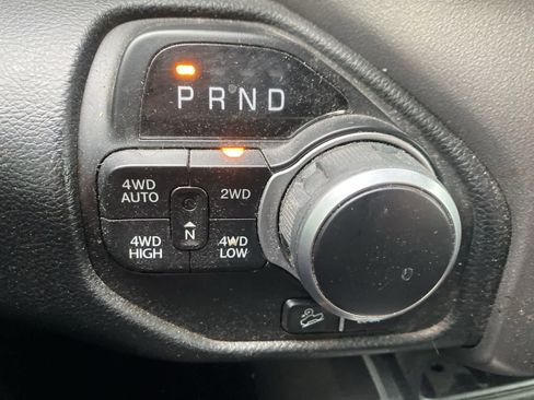 Used 2021 RAM 1500 Big Horn image 10