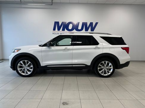 Used 2022 Ford Explorer Platinum w/ Equipment Group 601A image 1