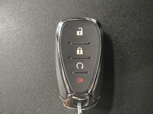 Used 2024 Chevrolet Equinox LS w/ LS Convenience Package FWD image 32