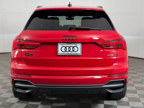 Used 2023 Audi Q3 2.0T Premium w/ Black Optic Sport Package AWD/4WD image 10