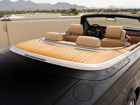 Used 2009 Rolls-Royce Phantom Drophead Coupe RWD image 52