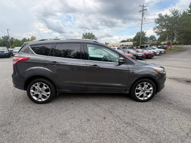 Used 2015 Ford Escape Titanium w/ Equipment Group 301A AWD/4WD image 6