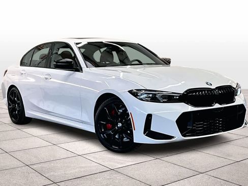 Used 2025 BMW 330i xDrive Sedan w/ M Sport Package image 2